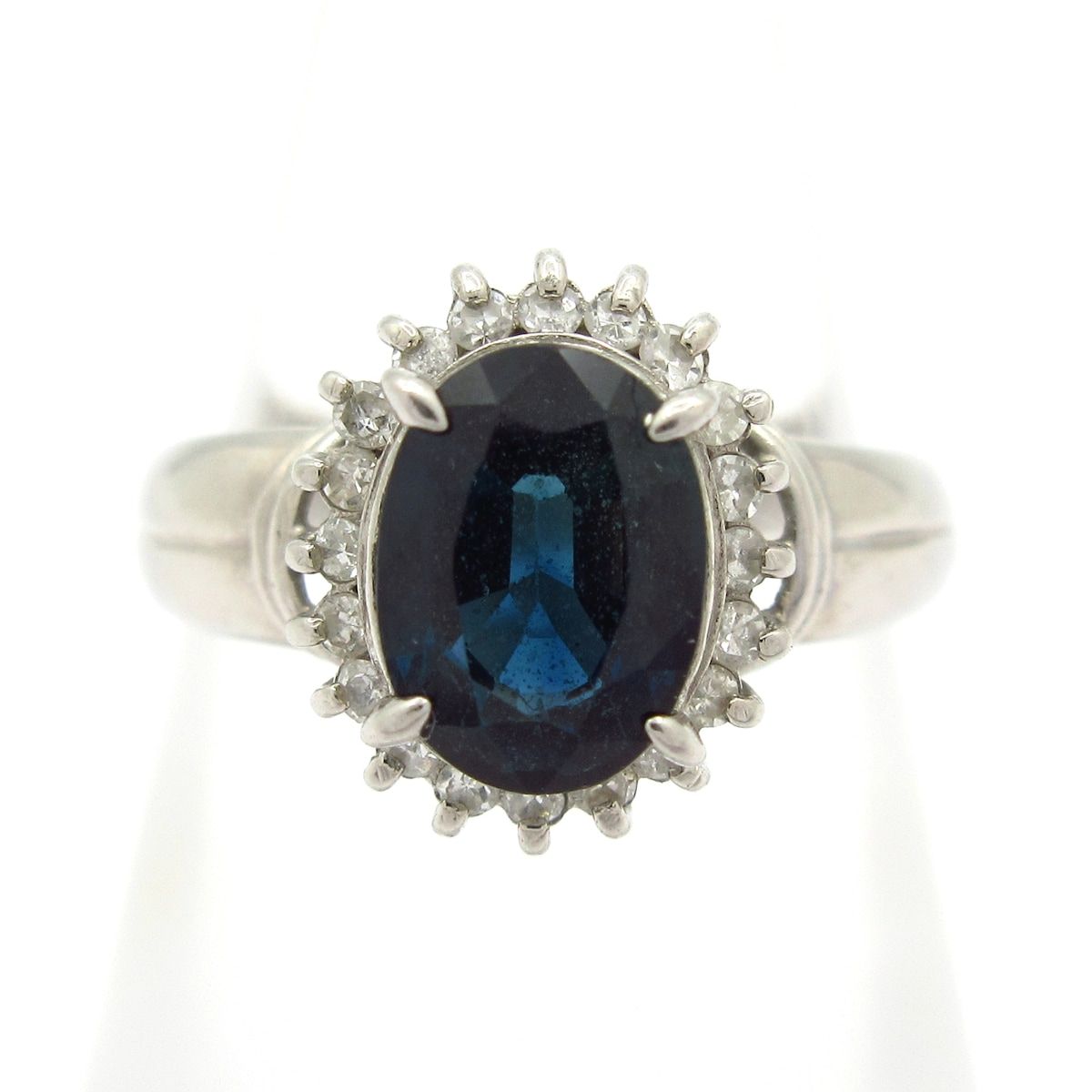 Unbranded(ノーブランド) リング Pt900×ネイビー×ダイヤモンド 中央1Pカラーストーン1.17ct/20Pダイヤ約0.2ct/総重量2.9ｇ