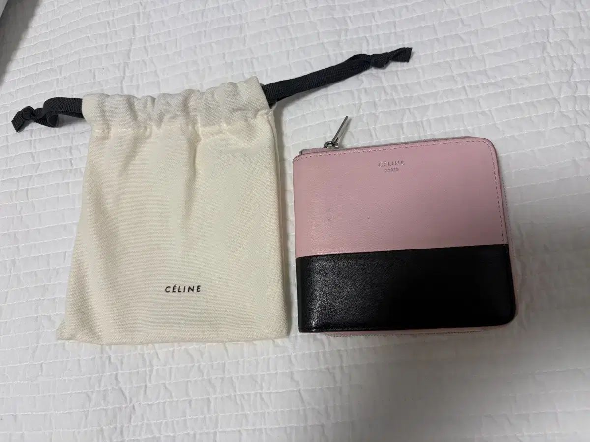 正規品Celine セリーヌ 二つ折り財布