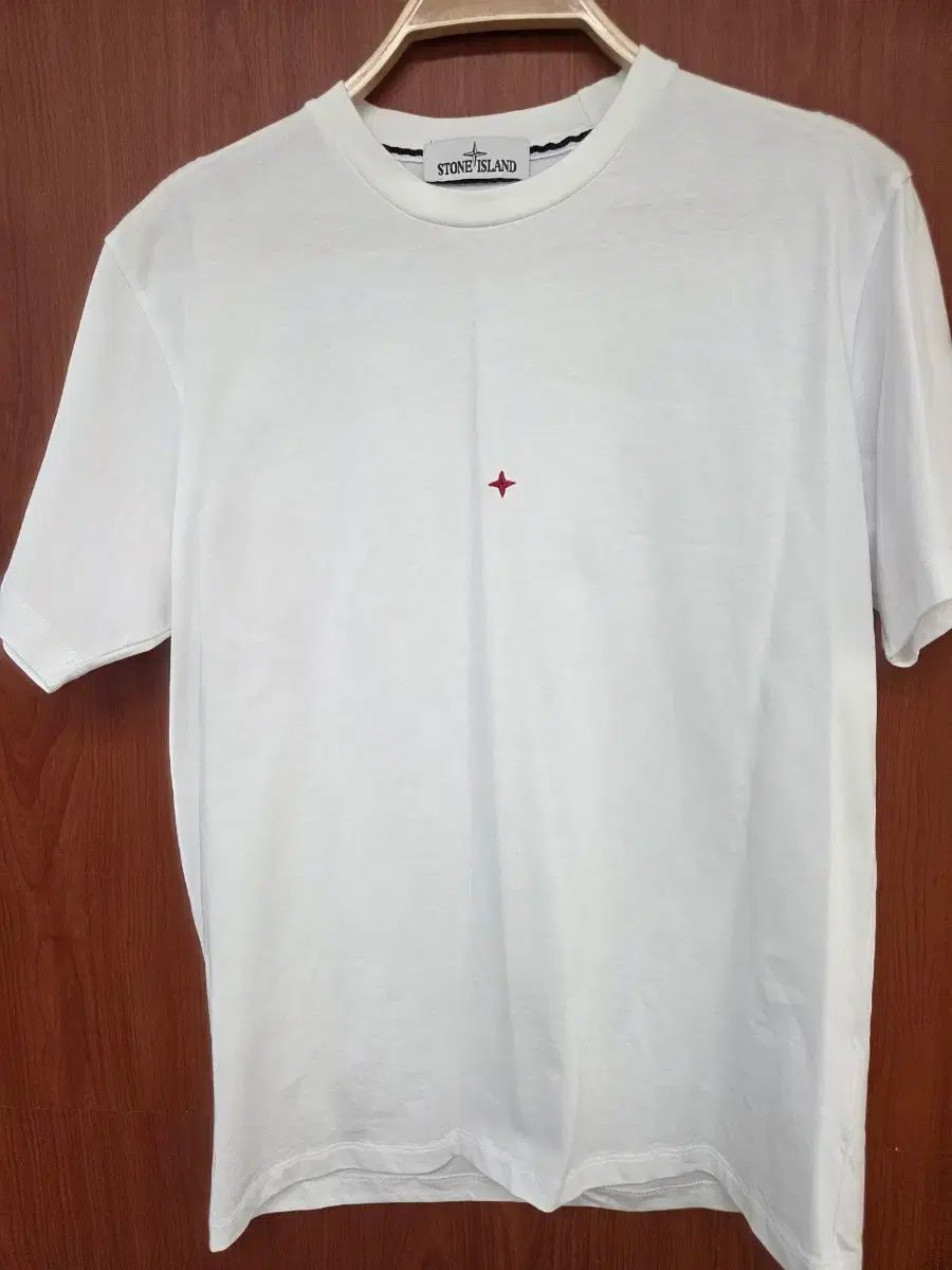STONE ISLAND ストーンアイランド