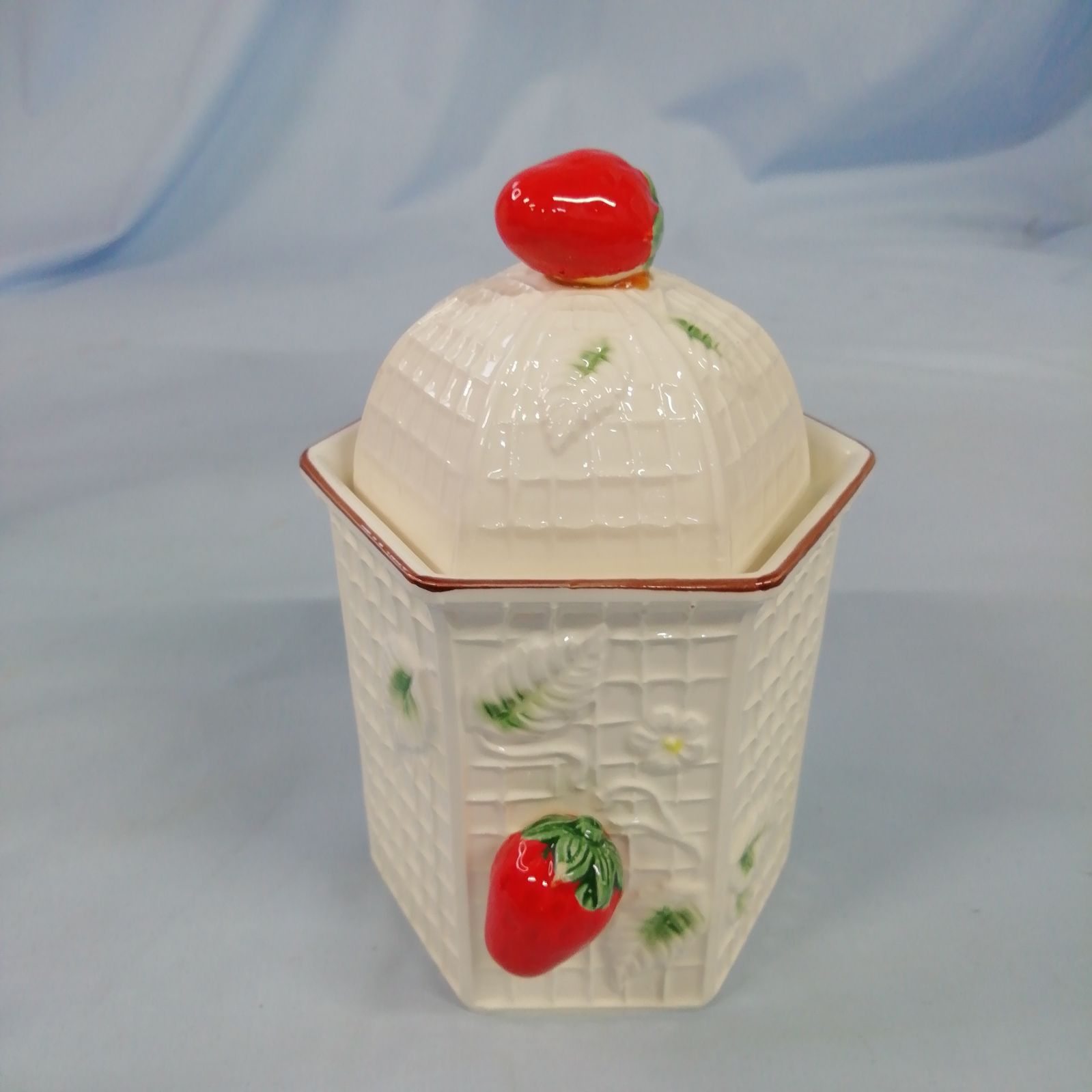 レトロ 陶器製ピッチャー（水差し) と小物入れ(シュガーポットにも) 2