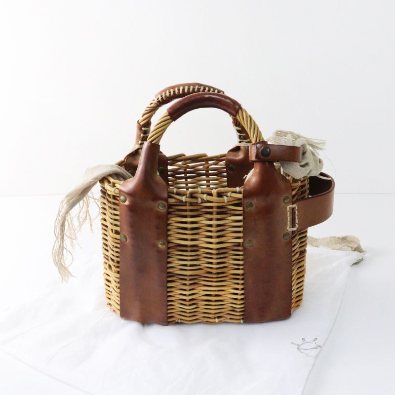 ebagosカゴ ナイロン オイルレザーショルダーバッグ ハンドバッグ エバゴス ebagos オイルショルダー トートバッグ ｜ベージュ