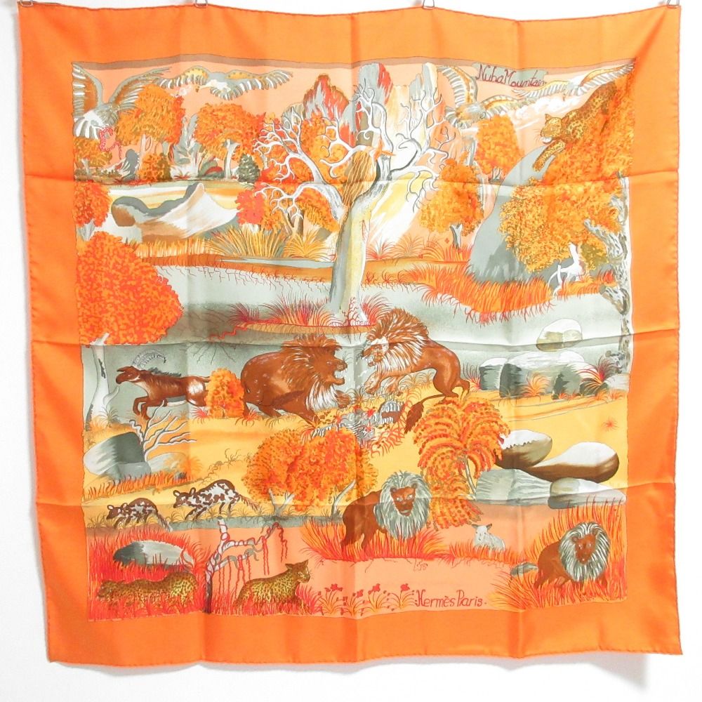 美品 HERMES エルメス カレ90 Nuba Mountain ヌバマウンテン アニマル シルクスカーフ オレンジ レディース 古着 中古 USED