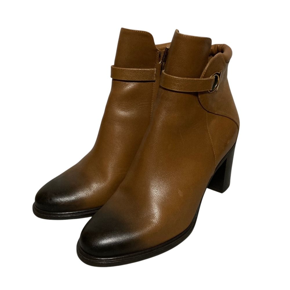 良品 Salvatore Ferragamo サルヴァトーレフェラガモ ガンチーニ金具