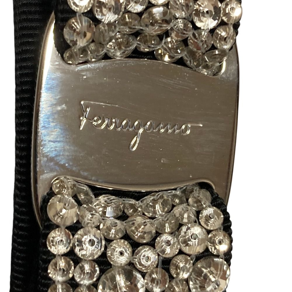 美品 Salvatore Ferragamo サルヴァトーレフェラガモ ヴァラリボン