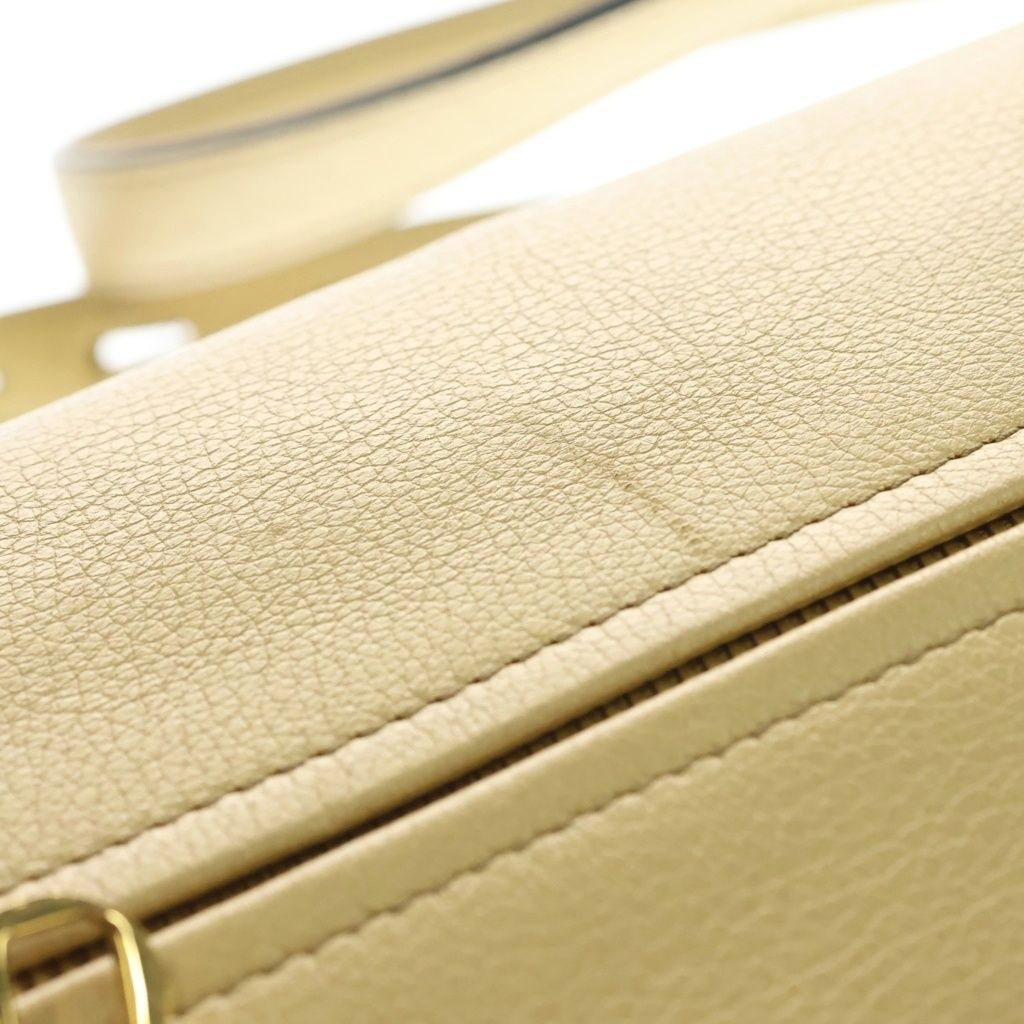 LOEWE (ロエベ) ヘリテージ ショルダーバック ゴールド金具 レザー