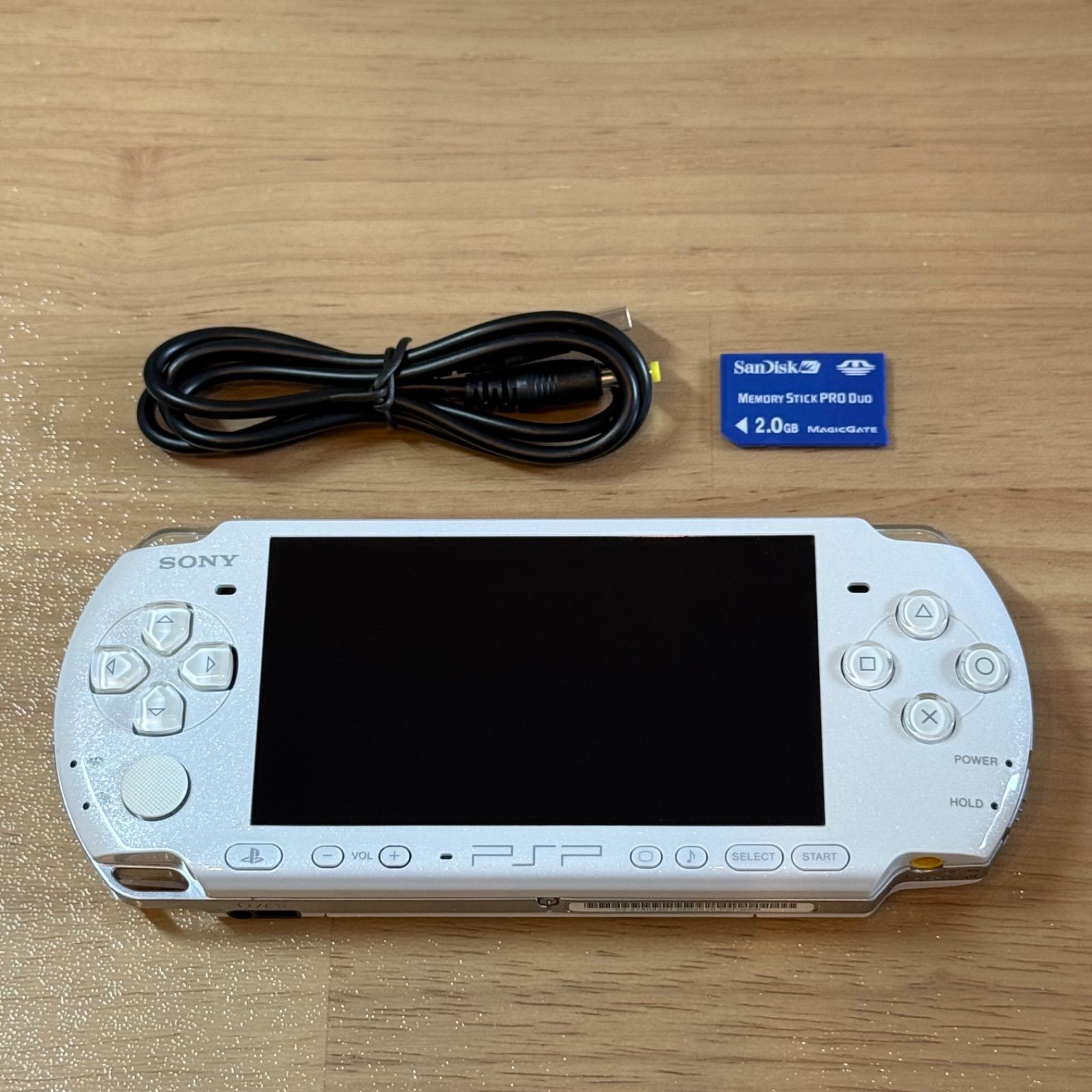 7-121【中古良品】PSP-3000 パールホワイト