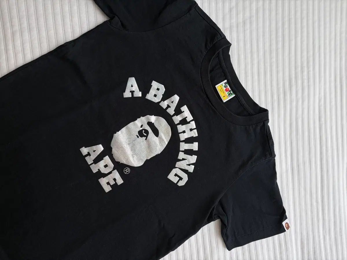 A BATHING APE® レディース 半袖 S サイズ
