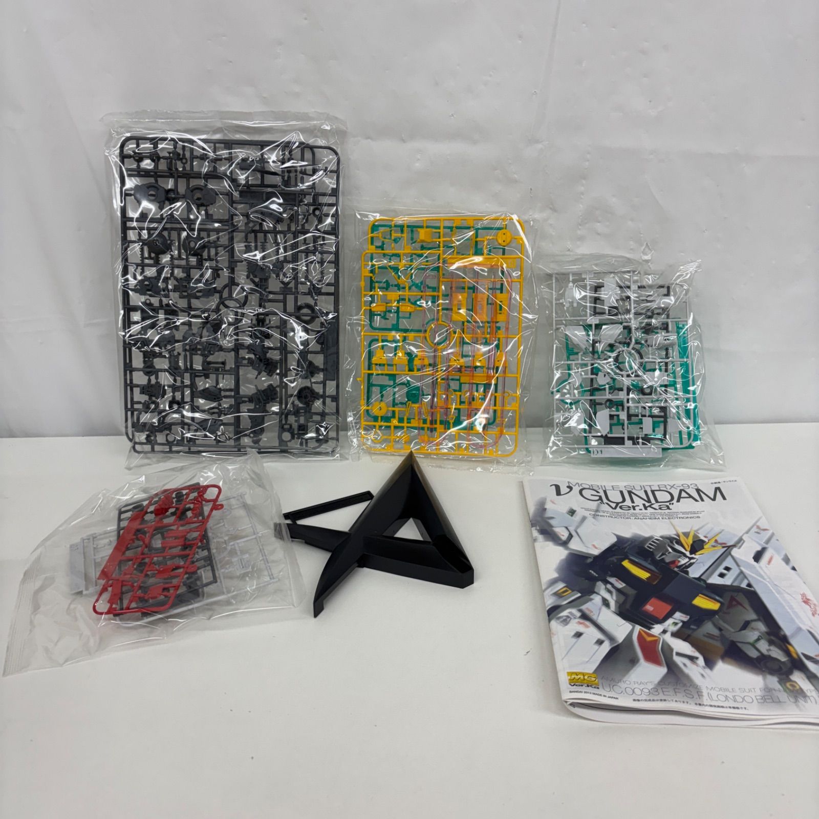 未組立 MG 機動戦士ガンダム 逆襲のシャア RX-93 vガンダム Ver.Ka