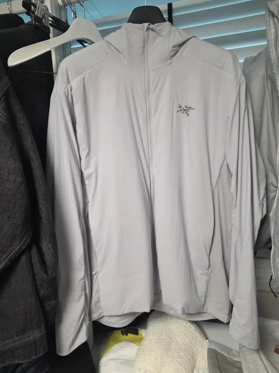 XL) アークテリクス アトムSL ジャケット ソリチュード 新品
