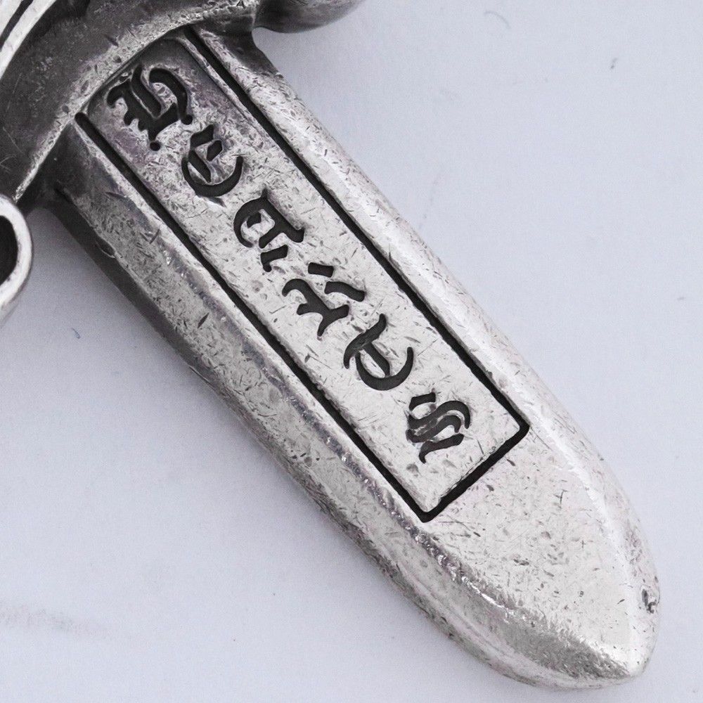 CHROME HEARTS ダガー ペンダント ラージ CHROME HEARTS ダガーペンダント ラージ シルバー - メルカリ