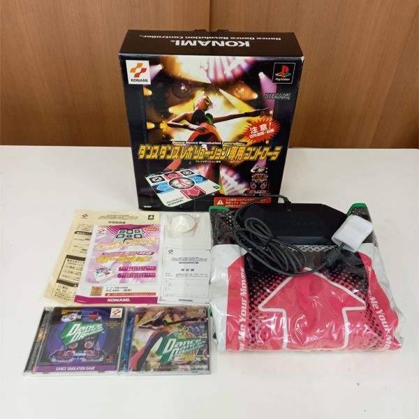 ダンスダンスレボリューション　まとめ売り ダンスダンスレボリューション専用コントローラ PS1 ソフト まとめ売り