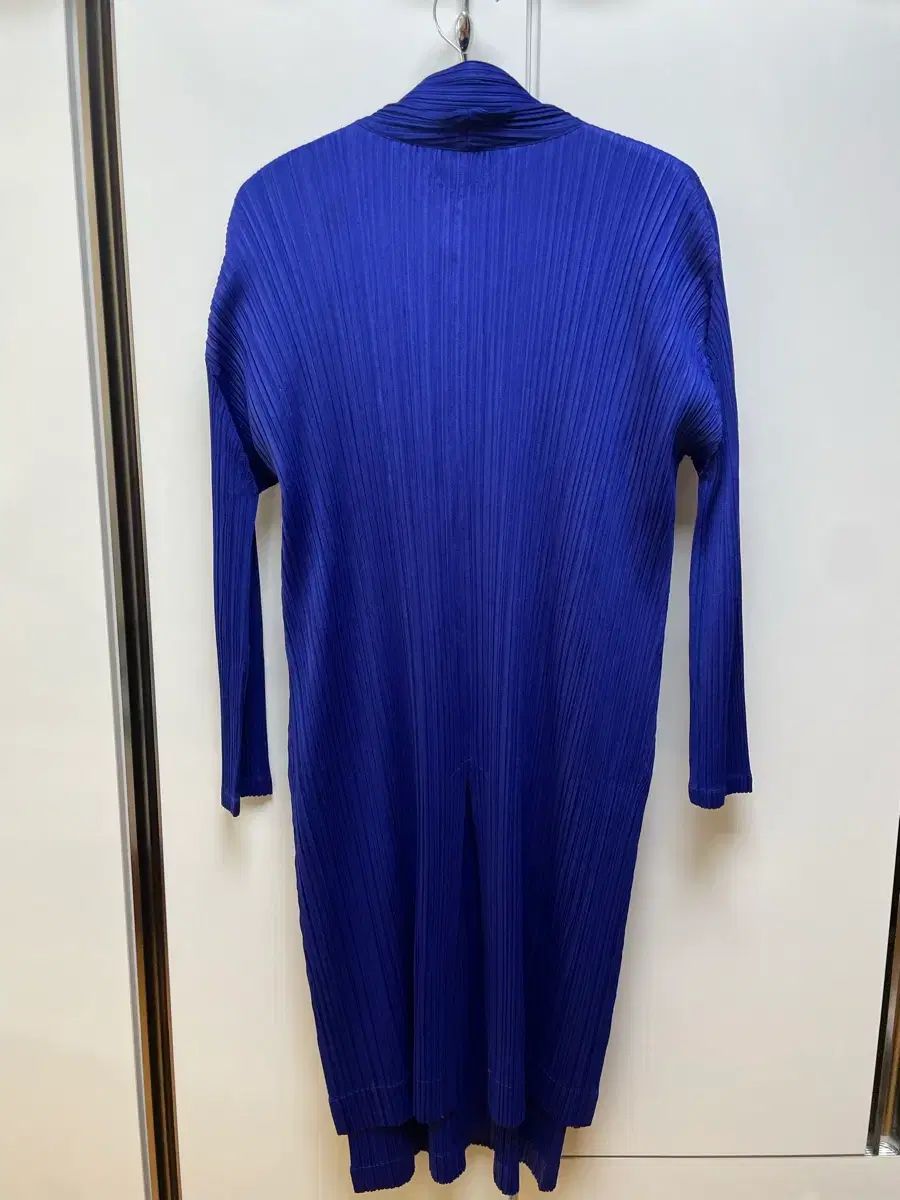 セット割引) ISSEY MIYAKE プリーツプリーズ マンスリー ジップアップ 半袖 ONE PIECE ミドル ロング カーディガン セット割引) ISSEY MIYAKE プリーツプリーズ マンスリー ジップアップ 半袖 ONE PIECE ミドル ロング カーディガン