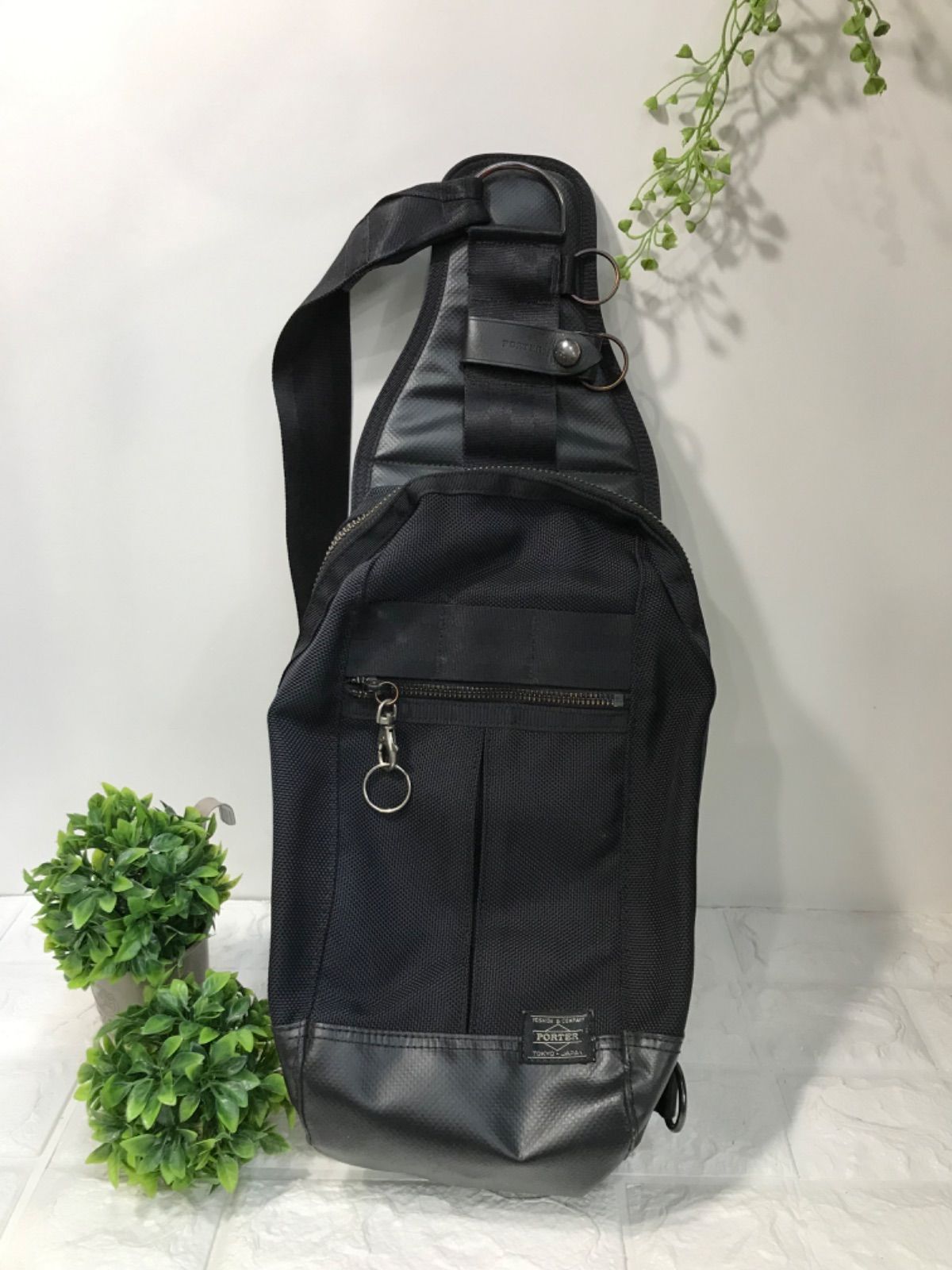 PORTER ポーター　EAT SLING SHOULDER BAG