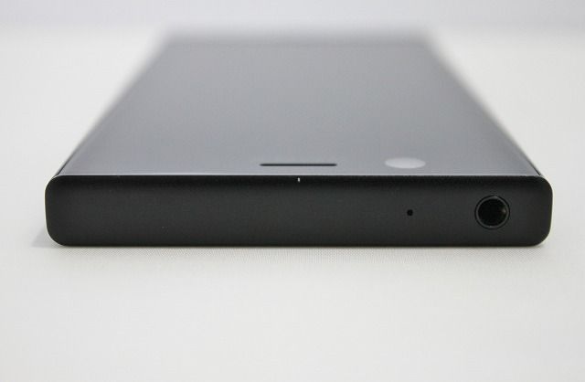 スマートフォン 本体 Xperia XZ1 Compact SO-02K SONY docomo SIM