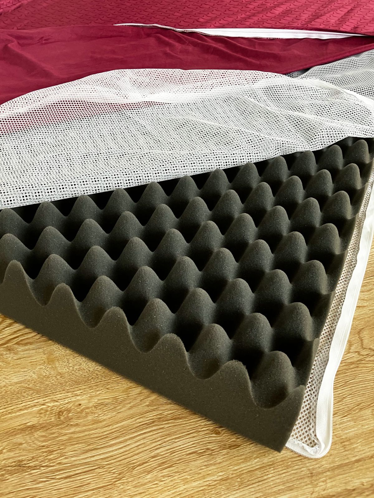 新品】三つ折りマットレス シングル 折りたたみ可能 体圧分散 97×200