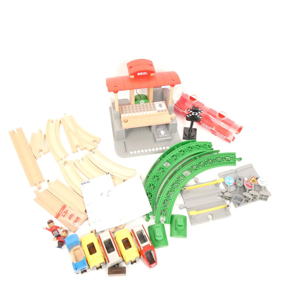 ブリオ　セントラルステーションセット　おまけ付き ブリオ セントラルステーションセット おまけ付き BRIO（ブリオ