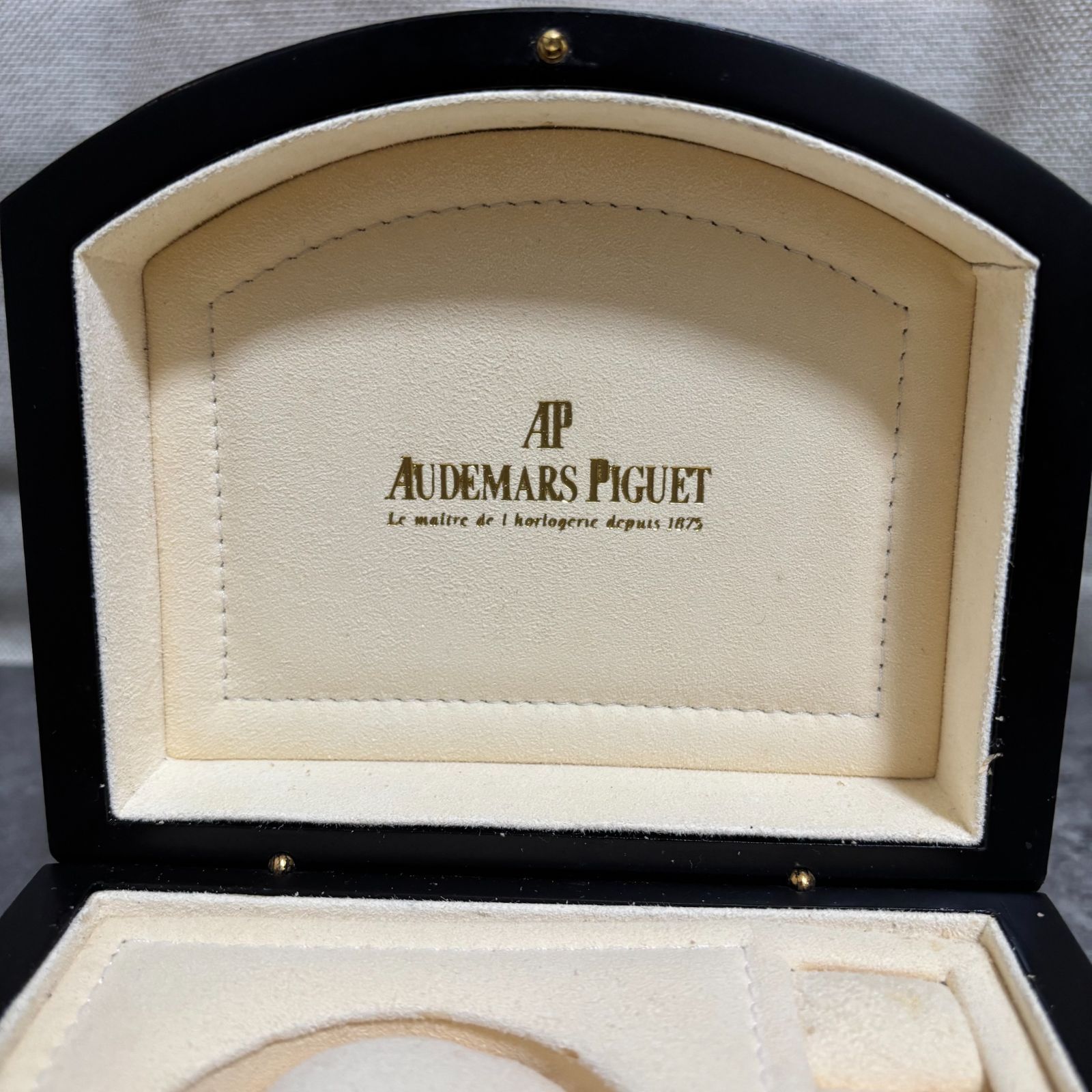AUDEMARS PIGUET オーデマピゲ 時計 ケース 空箱 BOX 外箱付 腕時計用
