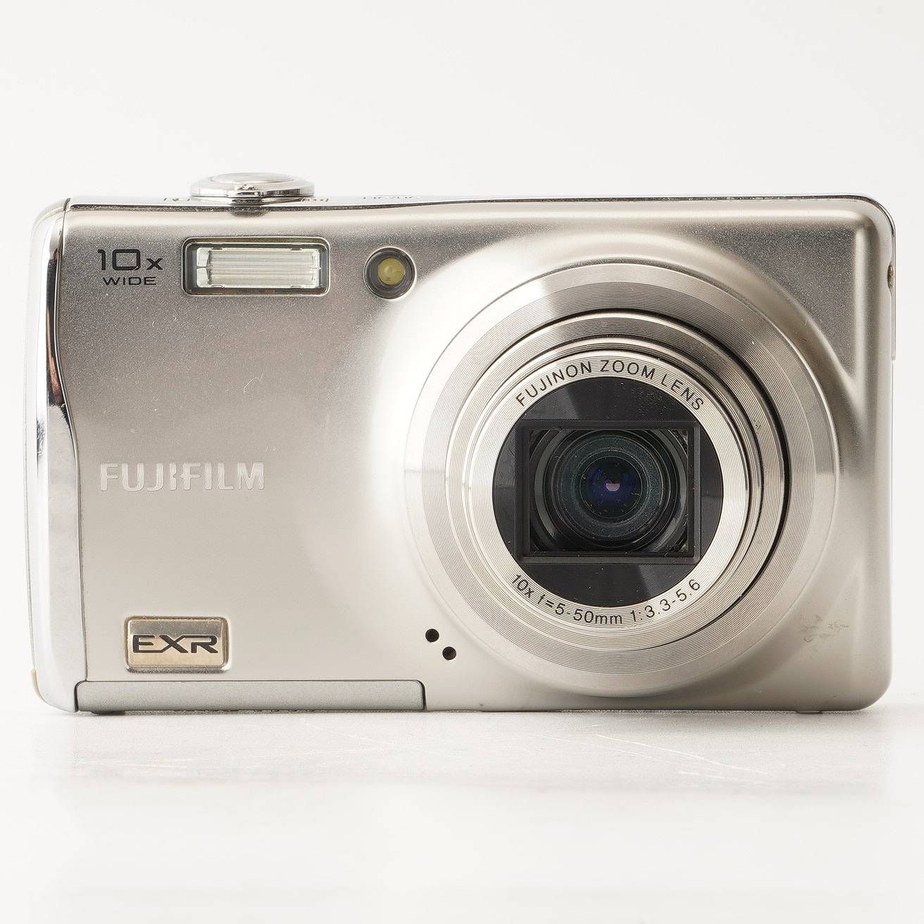 富士フイルム Fujifilm FINEPIX F70 EXR シルバー 10x 光学ズーム