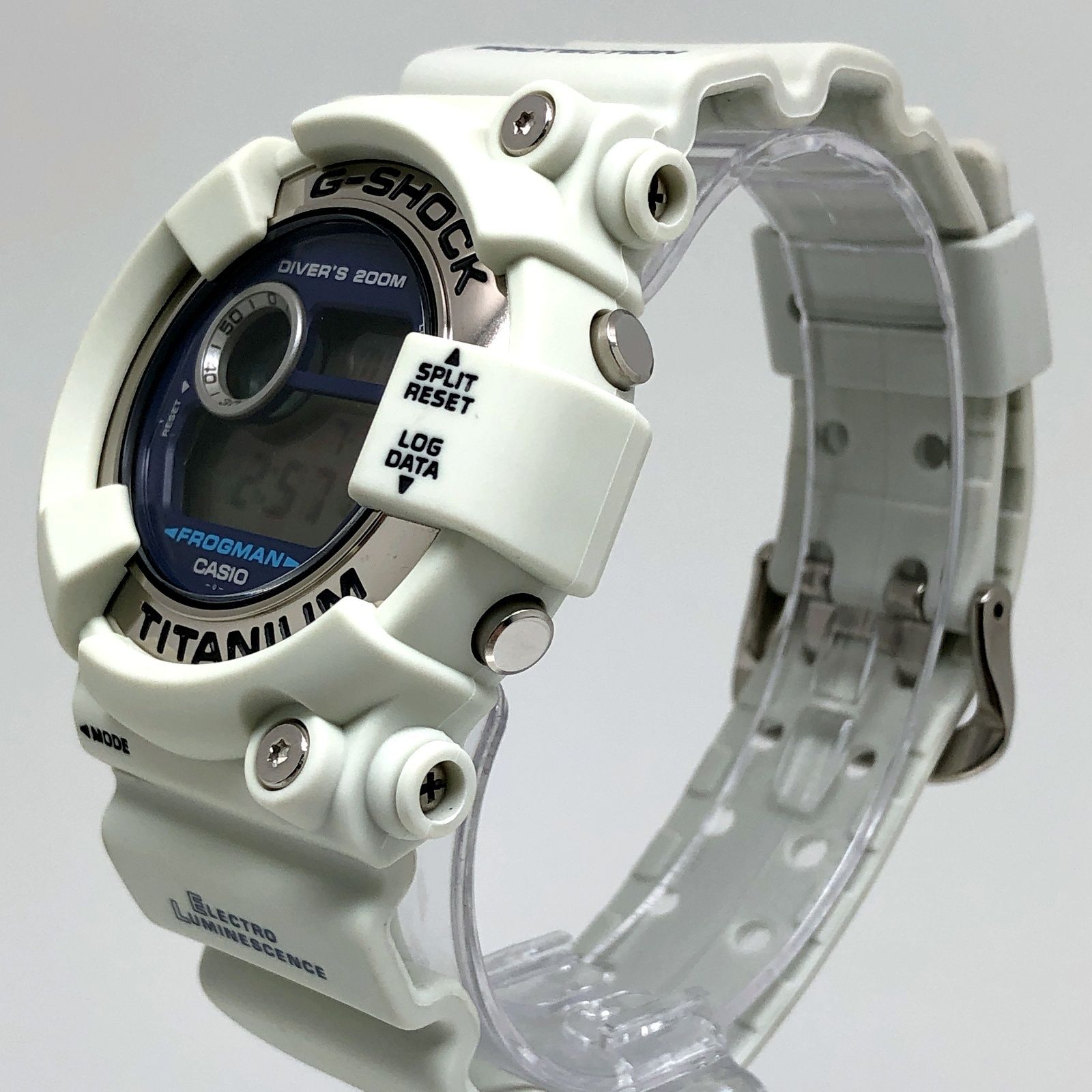 G-SHOCK ジーショック DW-8200LG-8 FROGMAN Men in White Gray