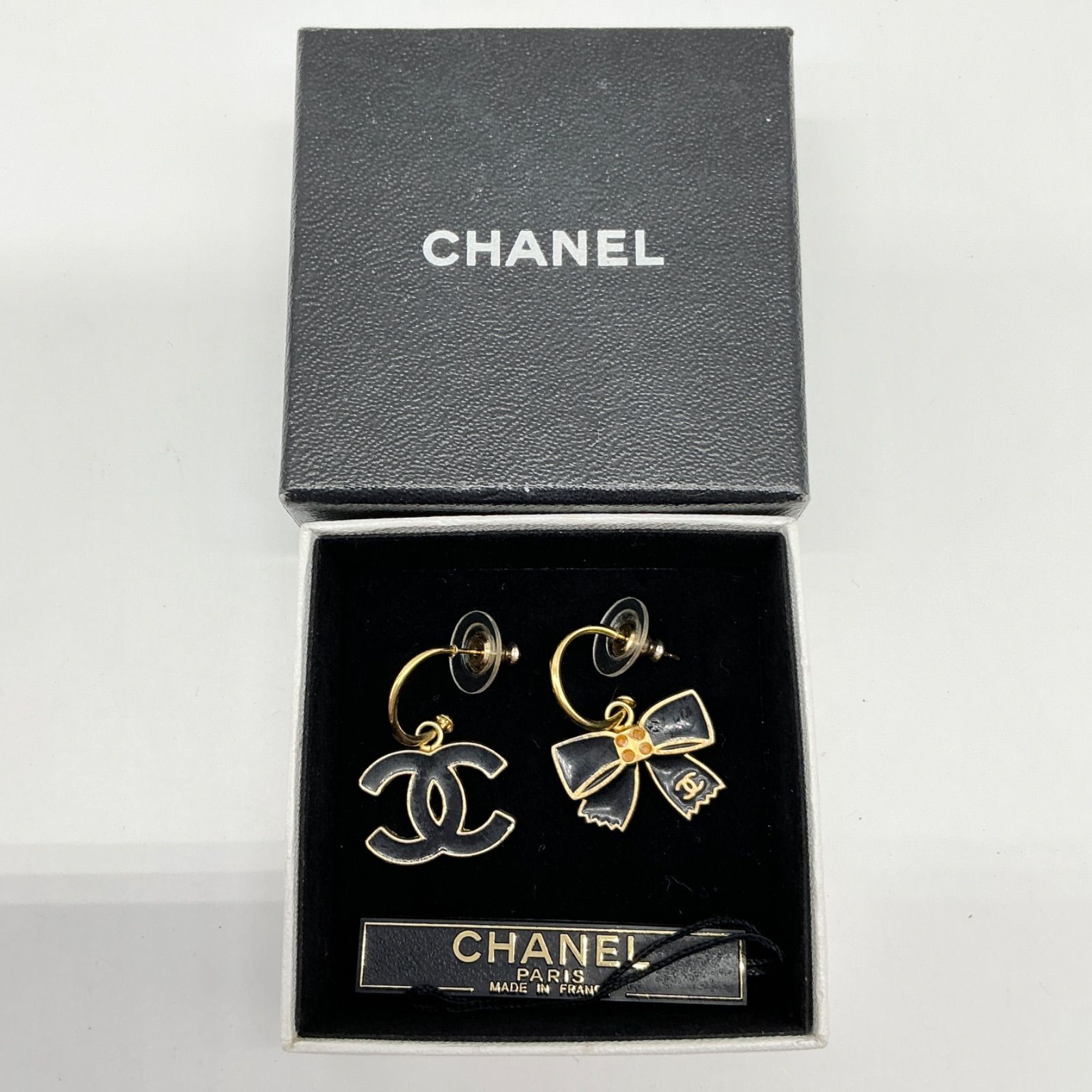 【箱付き】シャネル　CHANEL ココマーク リボン ピアス CHANEL シャネル ココマーク リボン ピアス 両耳用 02A ゴールド