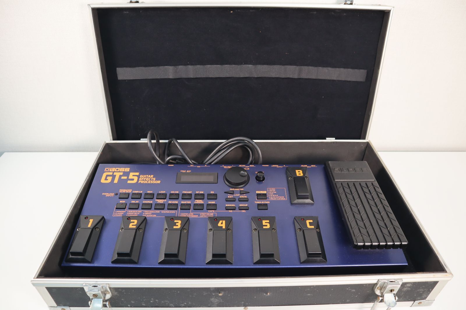 BOSS GT-5 マルチエフェクター ハードケース付き 通電確認済 - メルカリ
