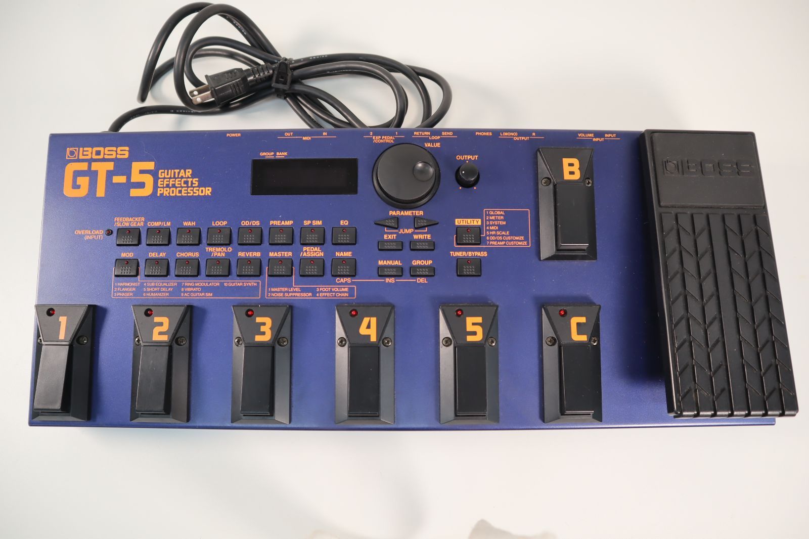 BOSS GT-5 マルチエフェクター ハードケース付き 通電確認済 - メルカリ