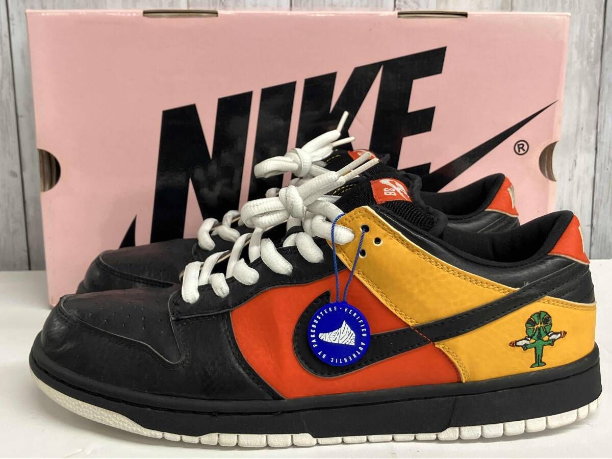 【鑑定済み】NIKE DUNK LOW PRO SB スニーカー ナイキ ダンクロー プロ 304292 803 Rosewell Rayguns サイズ29㎝