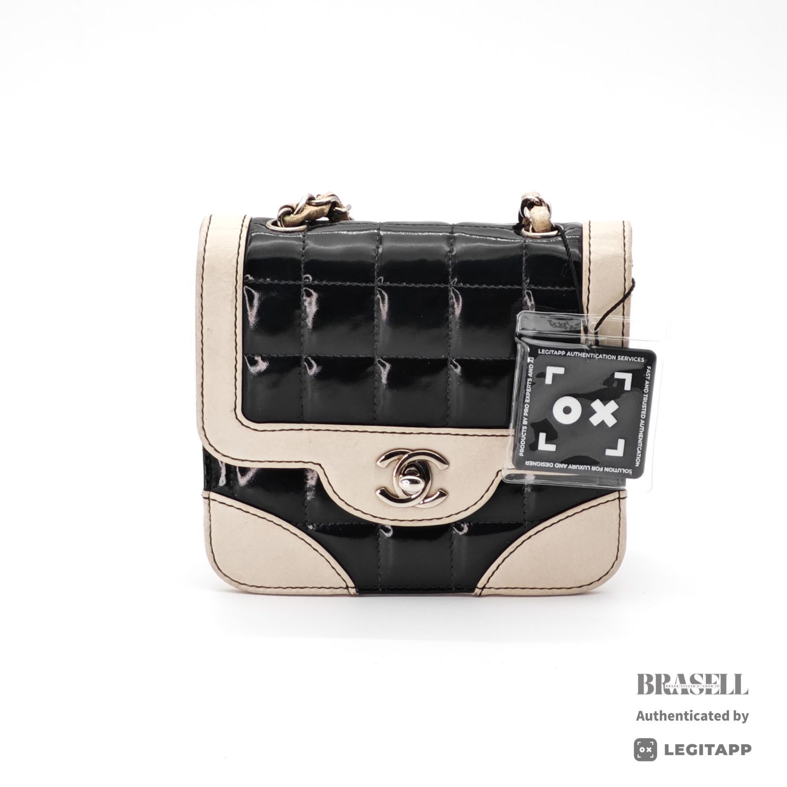 CHANEL シャネルチョコバー ミニチェーンショルダー バッグ ショルダーバッグ ミニバッグ ブラック ホワイト レディース ギャランティーカード