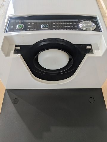 2022年製 サンデン シルクアイスマシン CIM-20A ソフトクリーム 