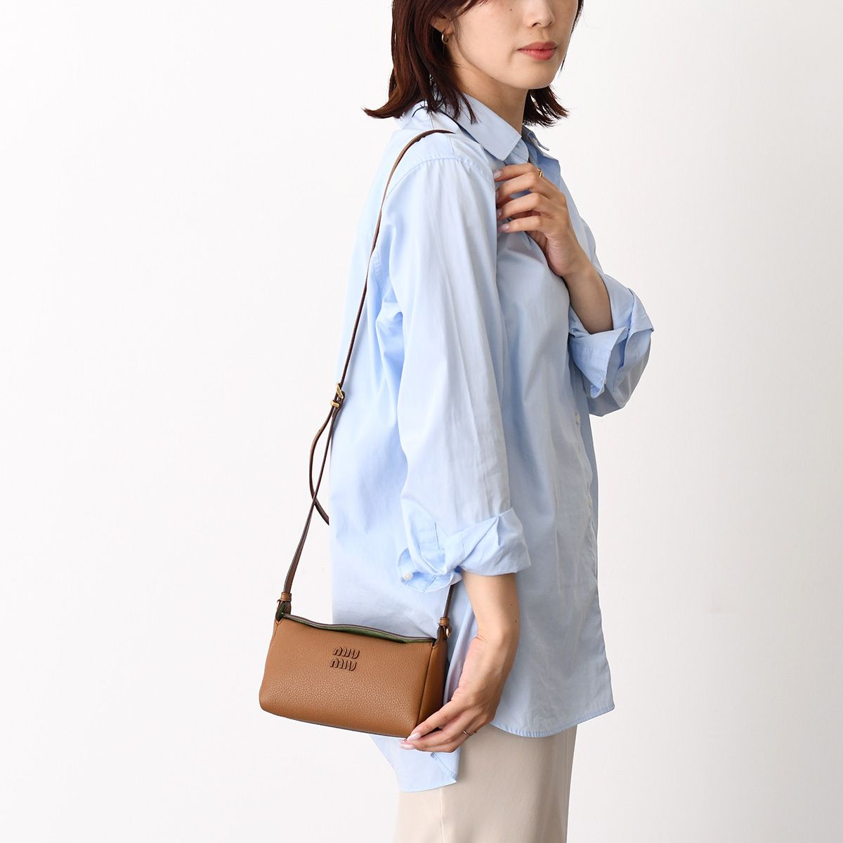 MIU MIU ミュウミュウ ショルダーバッグ バッグ レザー 5NF462 2IFL