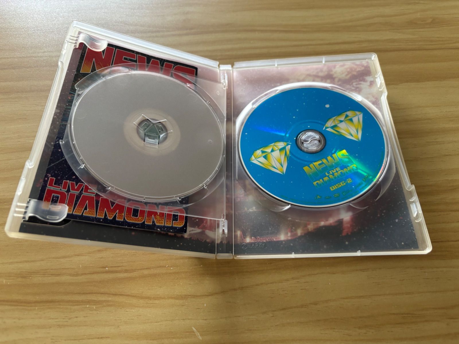 中古] [DVD] NEWS LIVE DIAMOND (2枚組) / M04526 - メルカリ