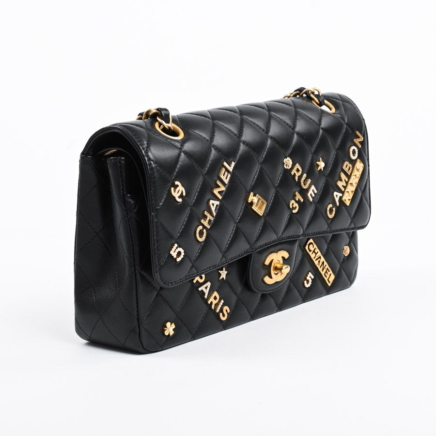 CHANEL シャネル ショルダーバッグ 11.12クラシックハンドバッグ A01112