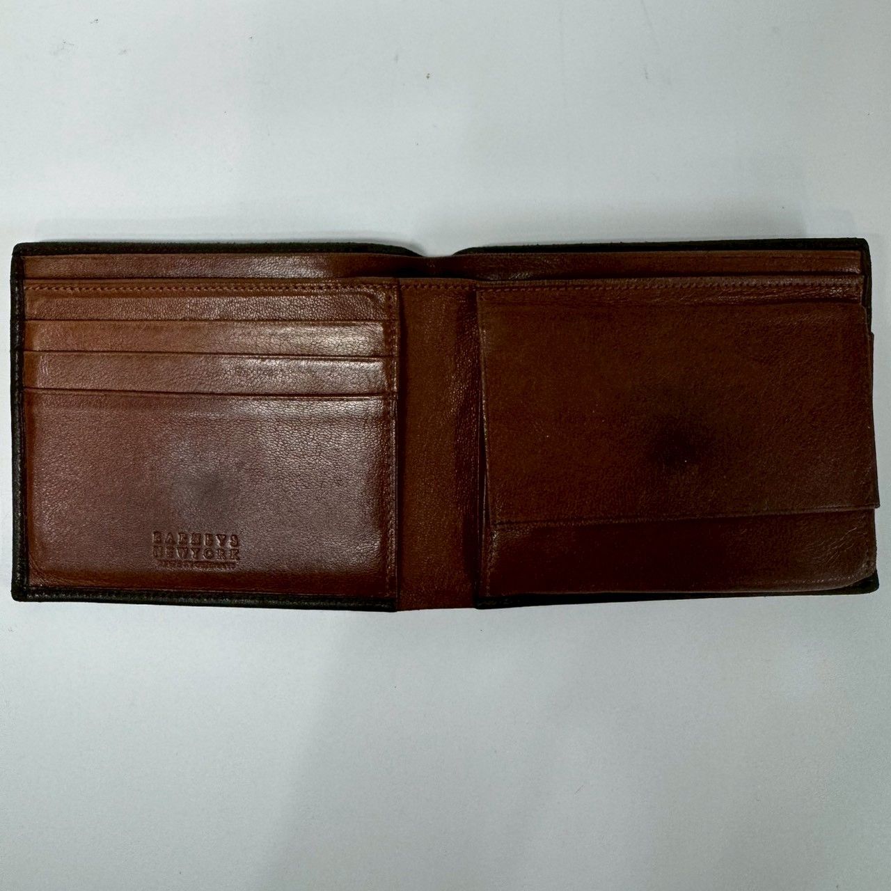 WB377 箱付 BARNEYS NEW YORK バーニーズニューヨーク レザー二つ折り 
