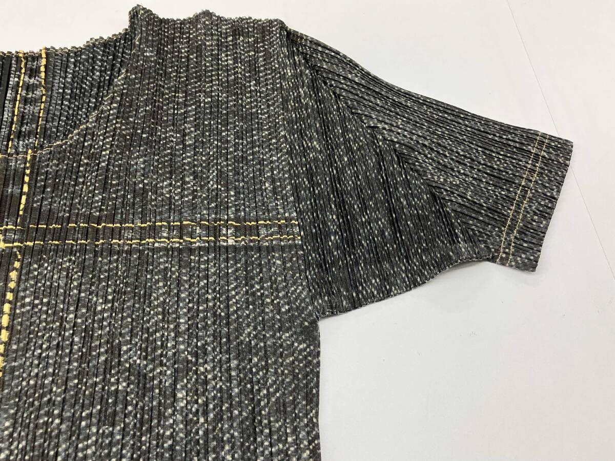 美品 イッセイミヤケ プリーツプリーズ デニム転写 半袖 カットソー 黒 3/L PLEATS PLEASE ISEEY MIYAKE 半袖カットソー プリーツプリーズ