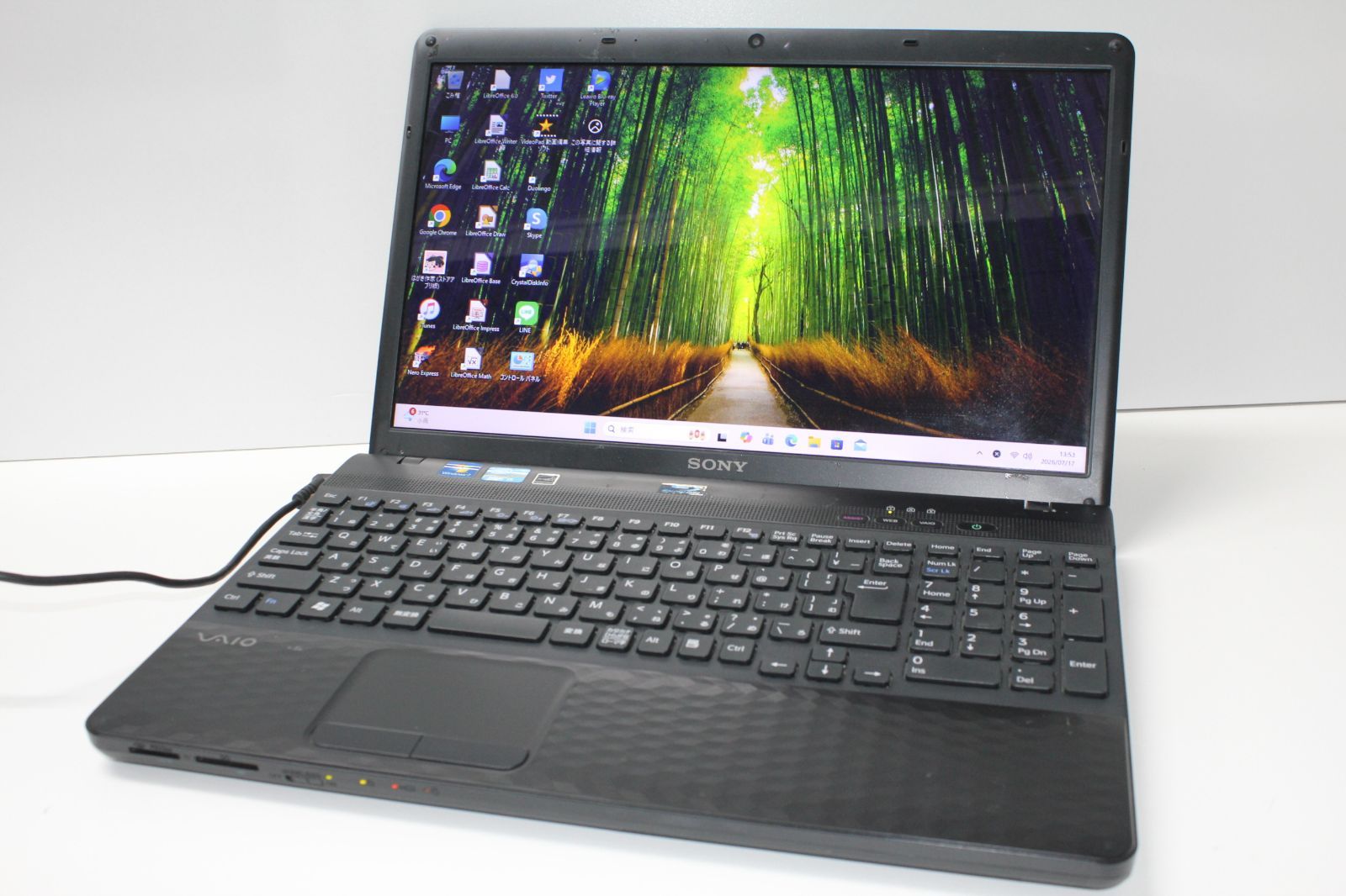 中古動作品 SONY VAIO VPCEH19FJ 中古】SONY VAIO VPCEH19FJ i5/SSD256GB/Win11 - メルカリ