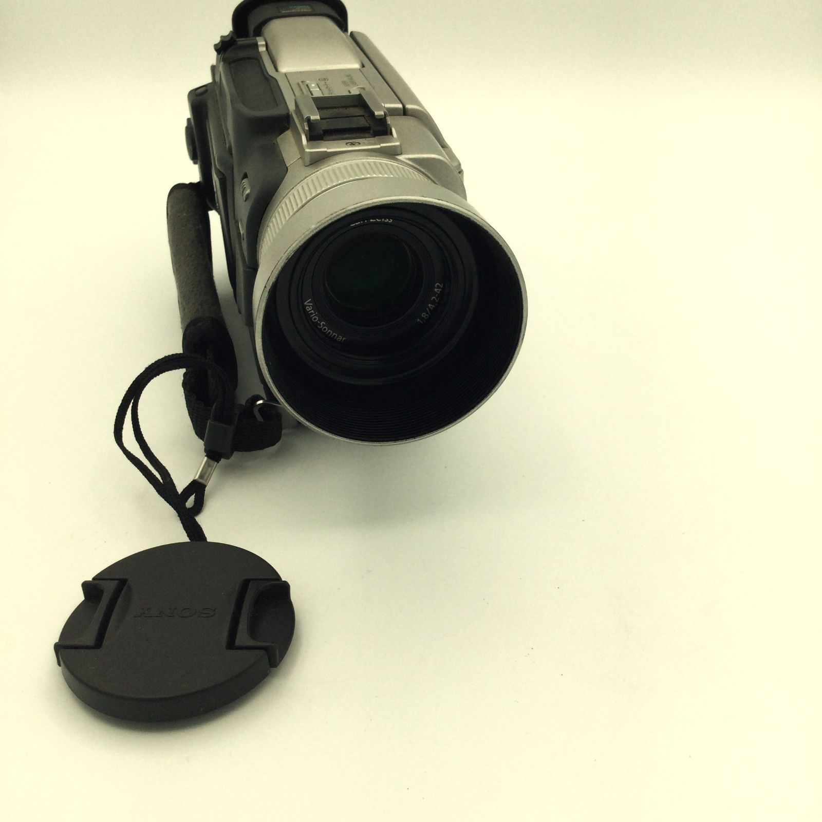ビデオカメラ ジャンク品 SONY miniDV HANDYCAM DCR-TRV20 #i00284