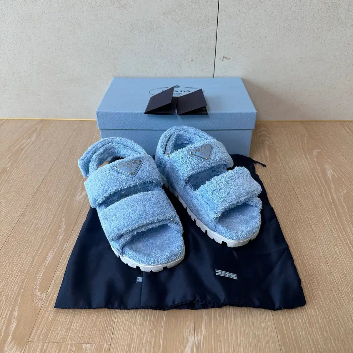 PRADA フレンチテリー サンダル ブルー