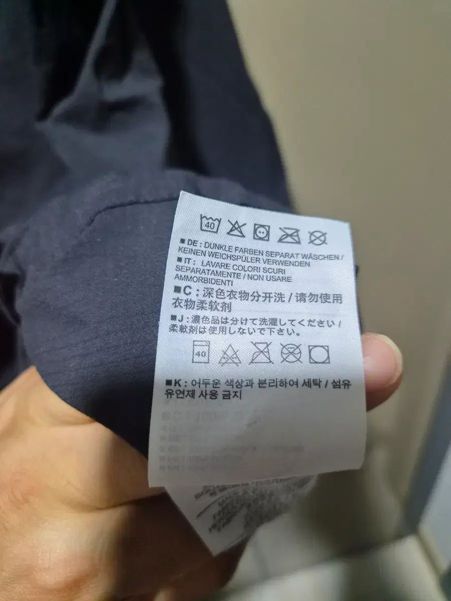 ARC'TERYX アークテリクス ウィンドブレーカー 黒 95 細身100まで