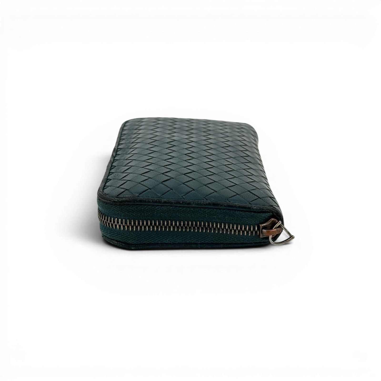 BOTTEGA VENETA イントレチャート 長財布 ダークグリーン BOTTEGA VENETA イントレチャートレザー ダークグリーン ジップ