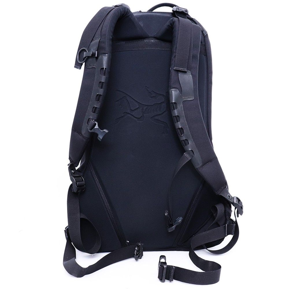 ARC'TERYX Arro22 Backpack ブラック - メルカリ