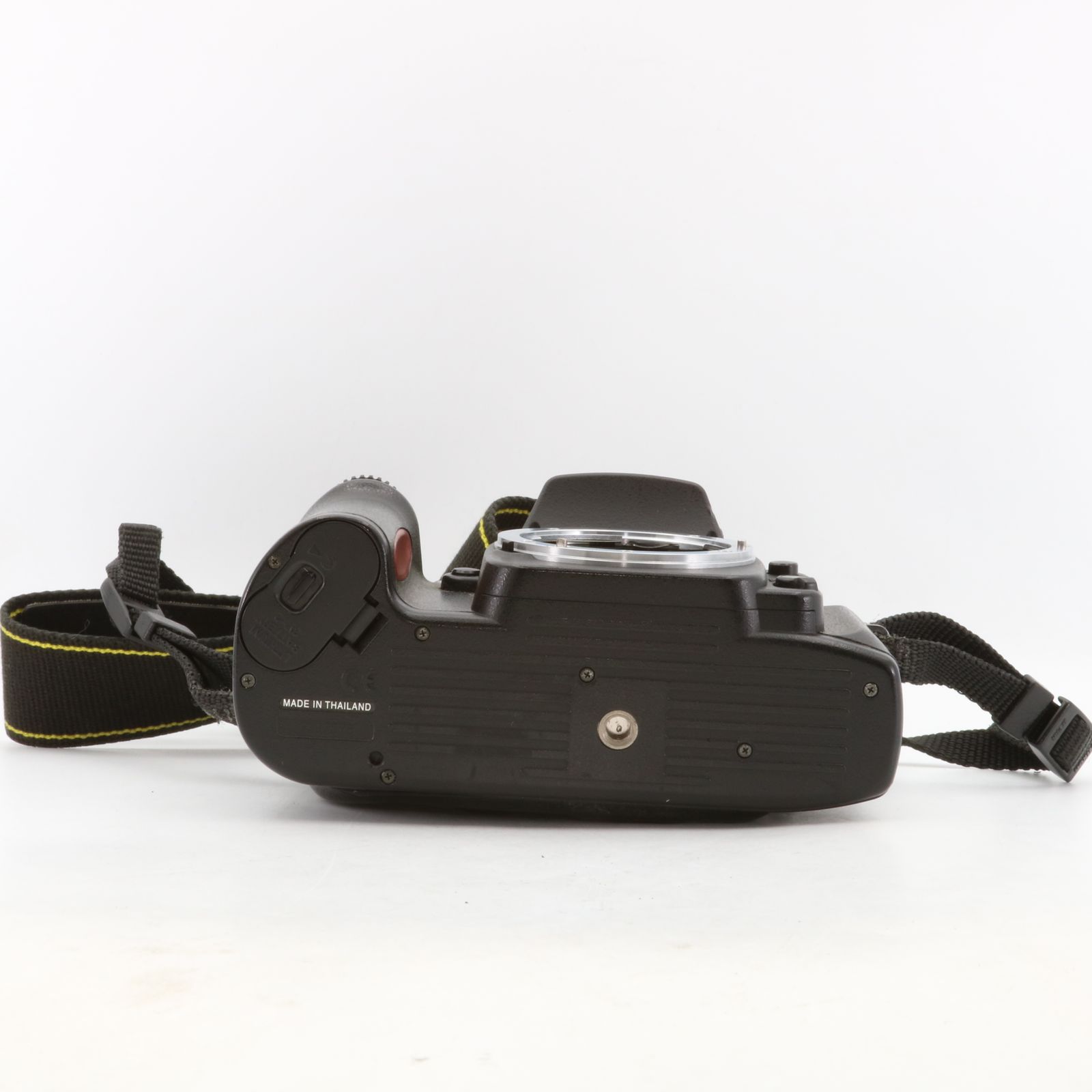 完動品】Nikon F80 フィルムカメラ 動作確認済み - メルカリ