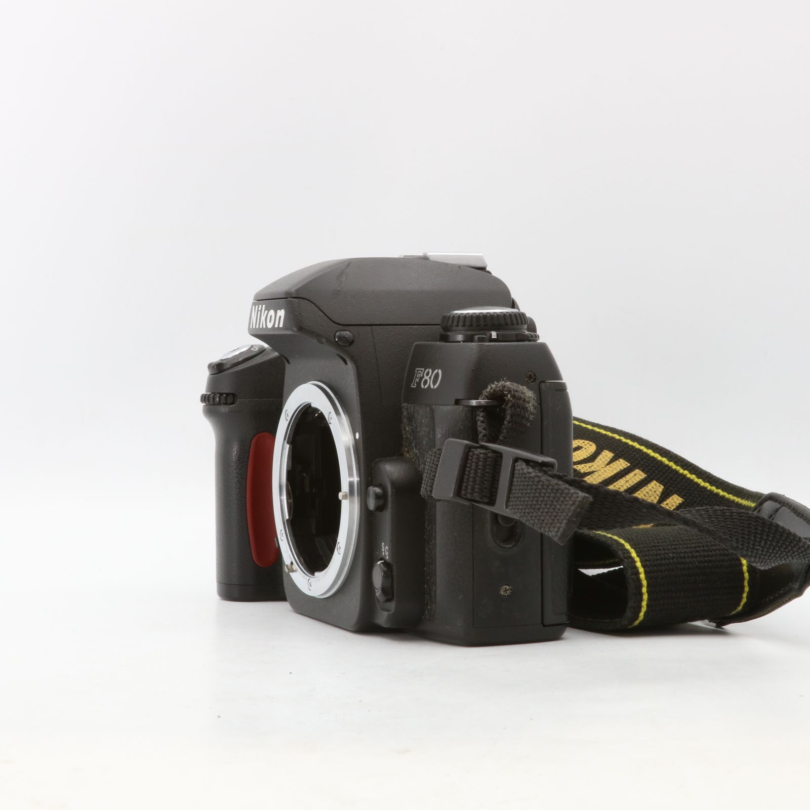完動品】Nikon F80 フィルムカメラ 動作確認済み - メルカリ