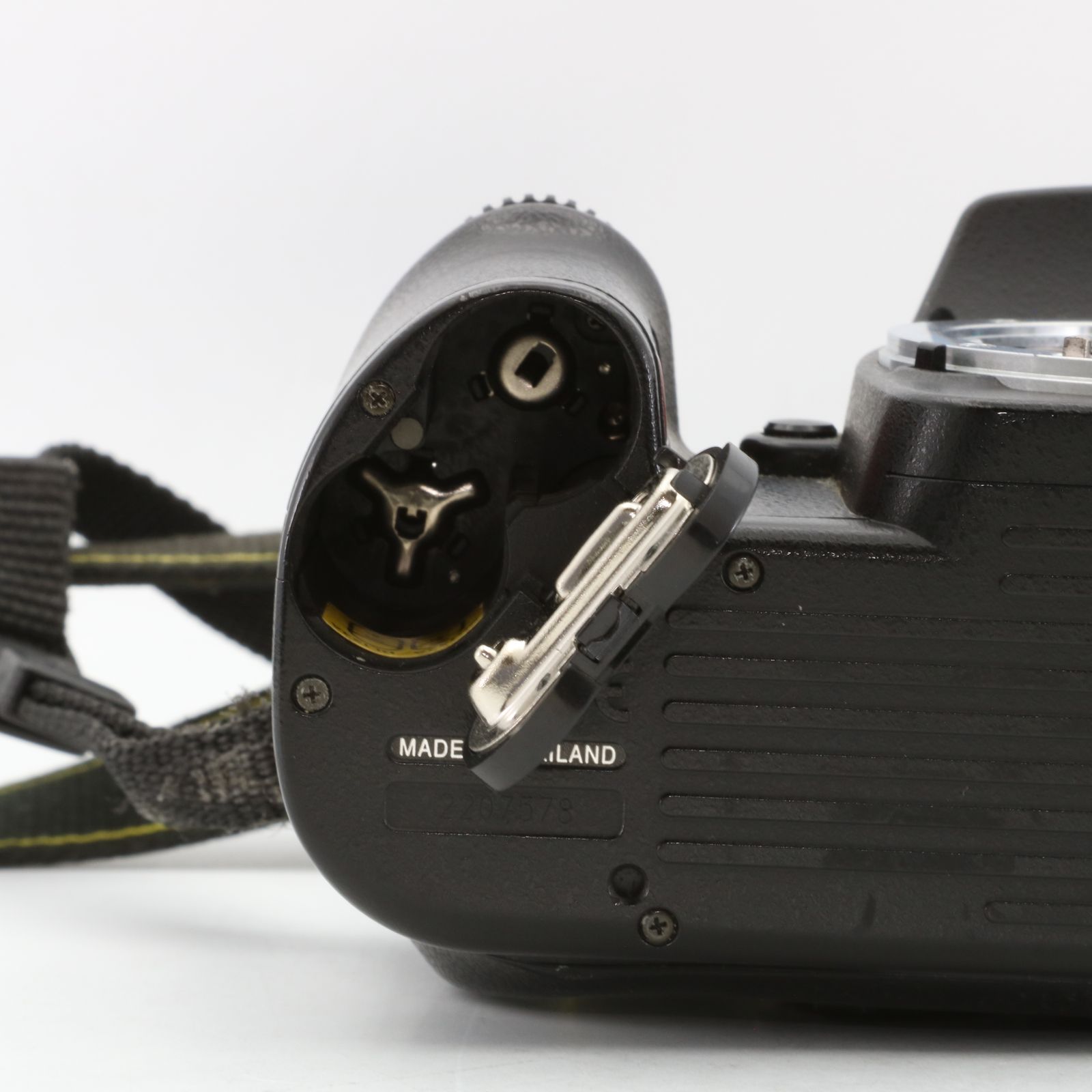 完動品】Nikon F80 フィルムカメラ 動作確認済み - メルカリ