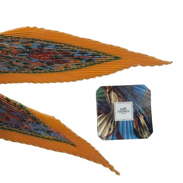 ○ エルメス HERMES プリーツスカーフ カレ90 バンダナ Axis Mundi