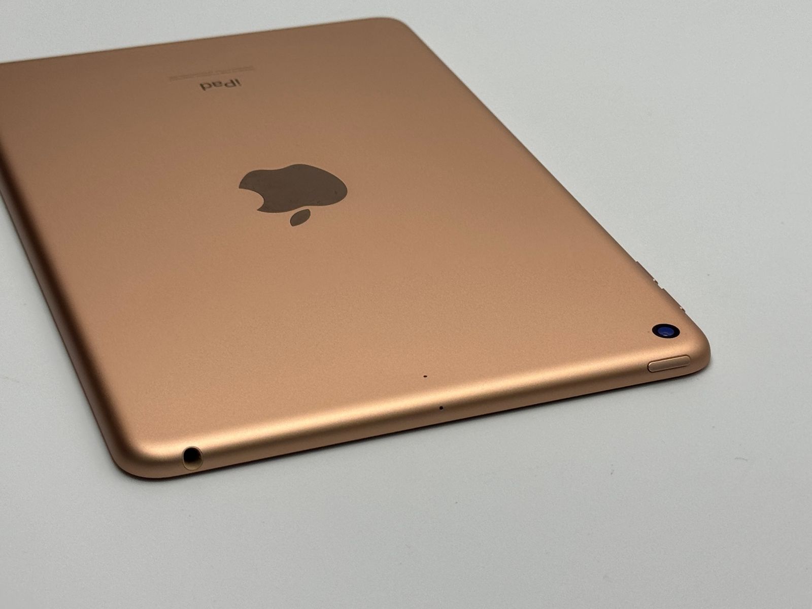 iPad mini 第5世代 64GB ゴールド 中古A 97% - メルカリ