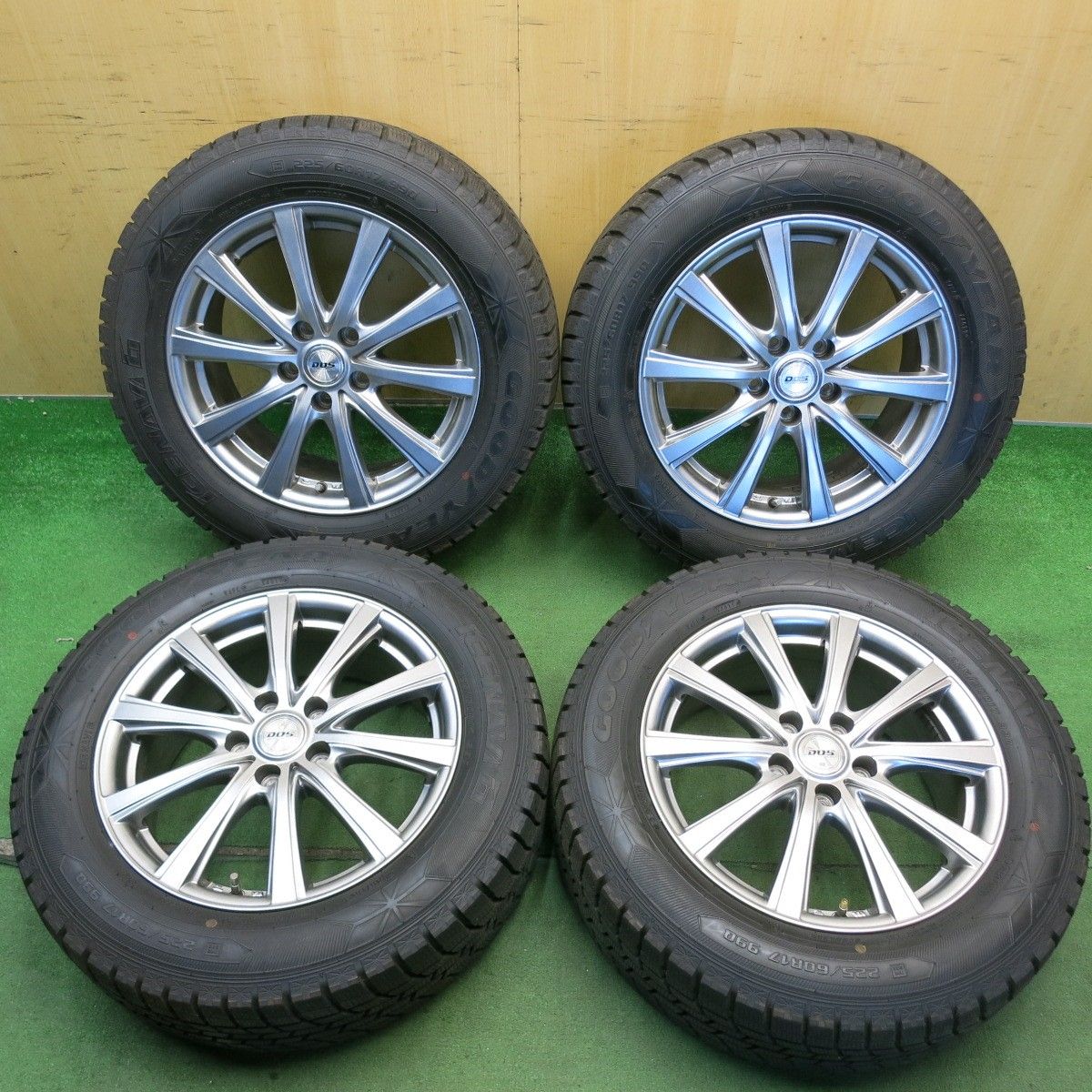 バリ溝！キレイ！9.5分以上◎スタッドレス 225/60R17 グッドイヤー 