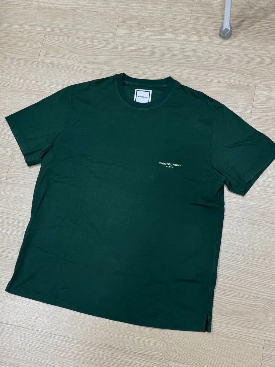 46 ウーヨンミ 23FW コットン Starship Square スタシ ラベル Tシャツ グリーン