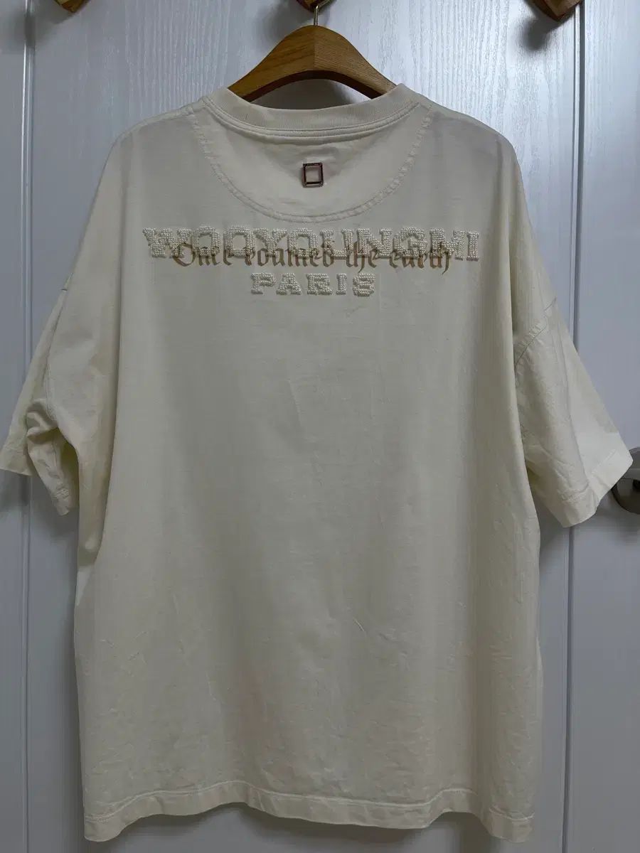 ウーヨンミ パリ 半袖Tシャツ アイボリー