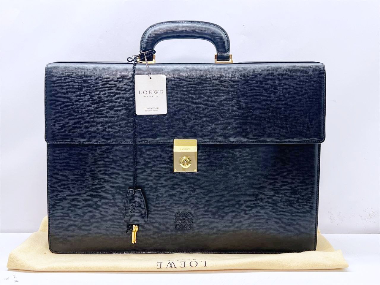 使用感なし　美品　LOEWE　ロエベ　アナグラム　ビジネスバッグ　レザー　黒　オールド