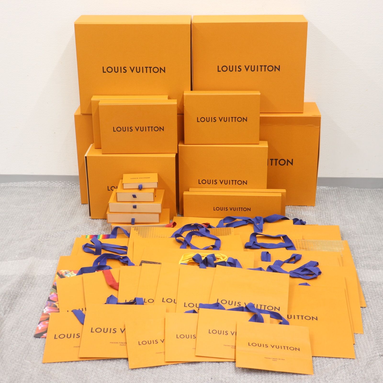 IT1J9QXM99HG LOUIS VUITTON ルイヴィトン BOX 空き箱 ショッパー 純正